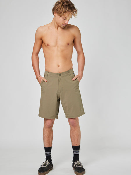 Short Hibrido Verde