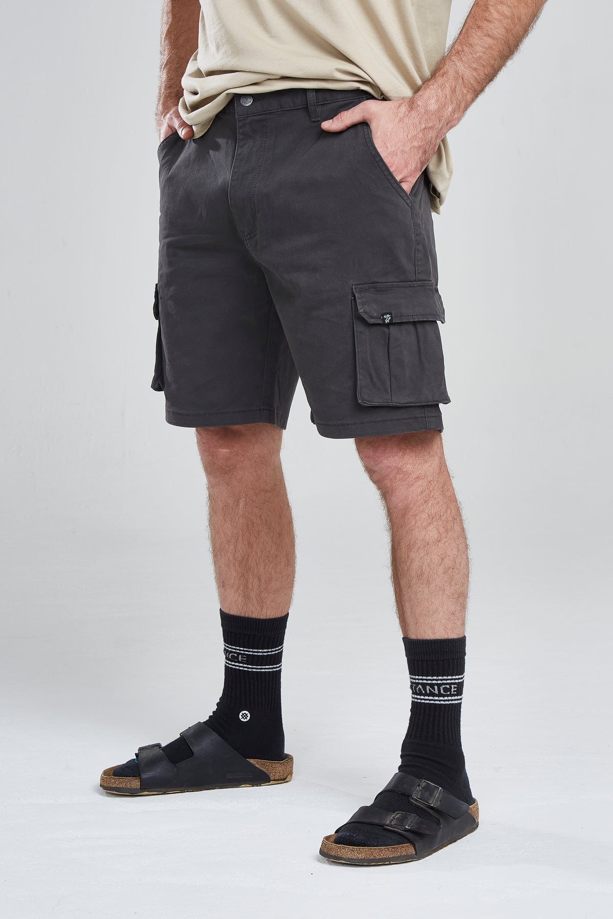 Short Hombre Cargo Gris