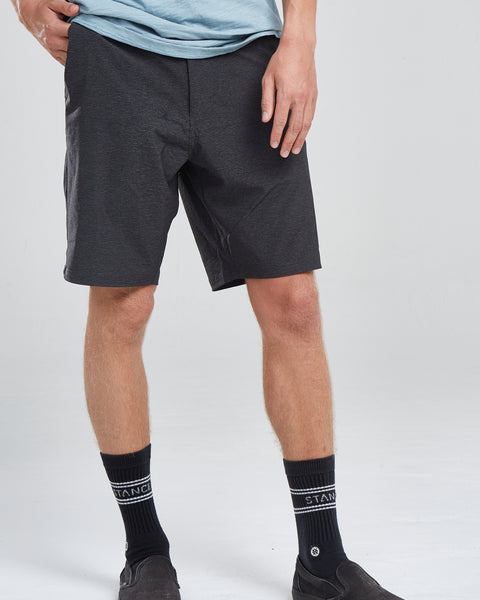 Short Hibrido Gris Oscuro