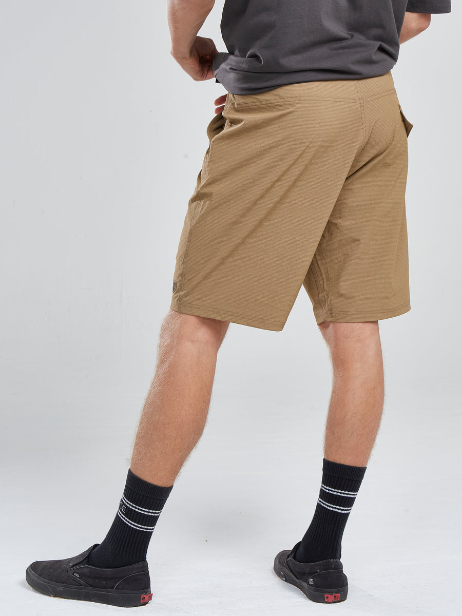 Short Hibrido Beige