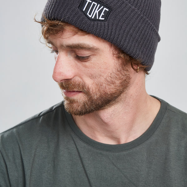 Gorro de Lana Gris Oscuro