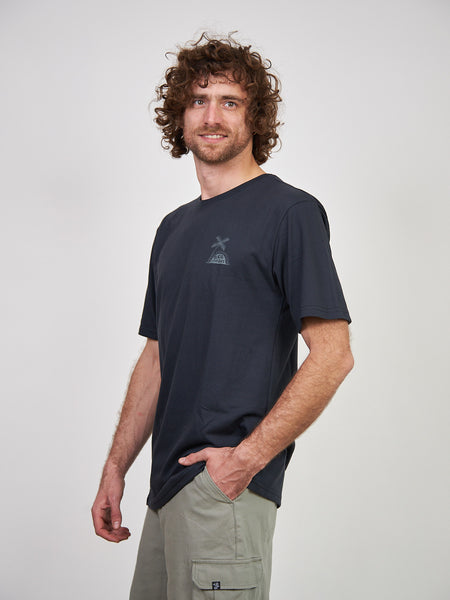 Polera Manga Corta Negra  Company