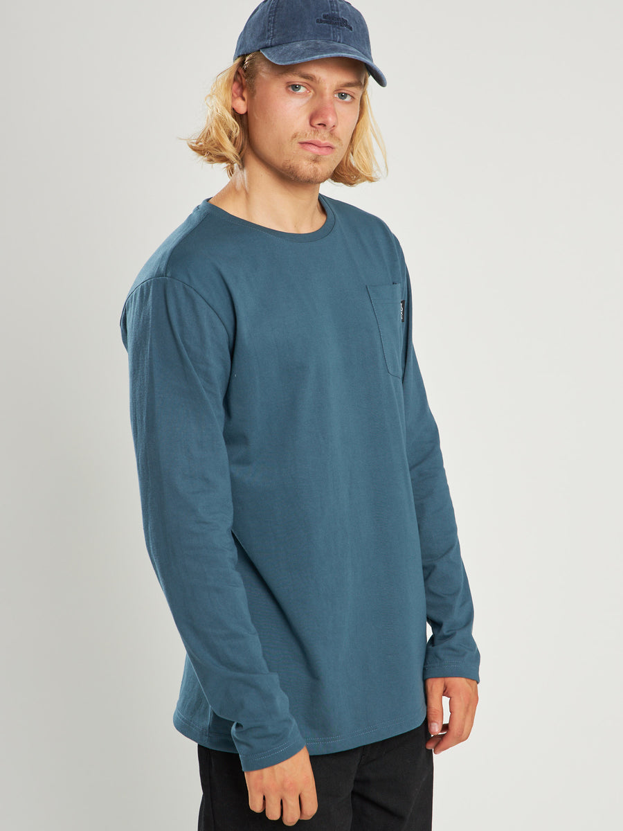 Polera Manga Larga Azul Bolsillo