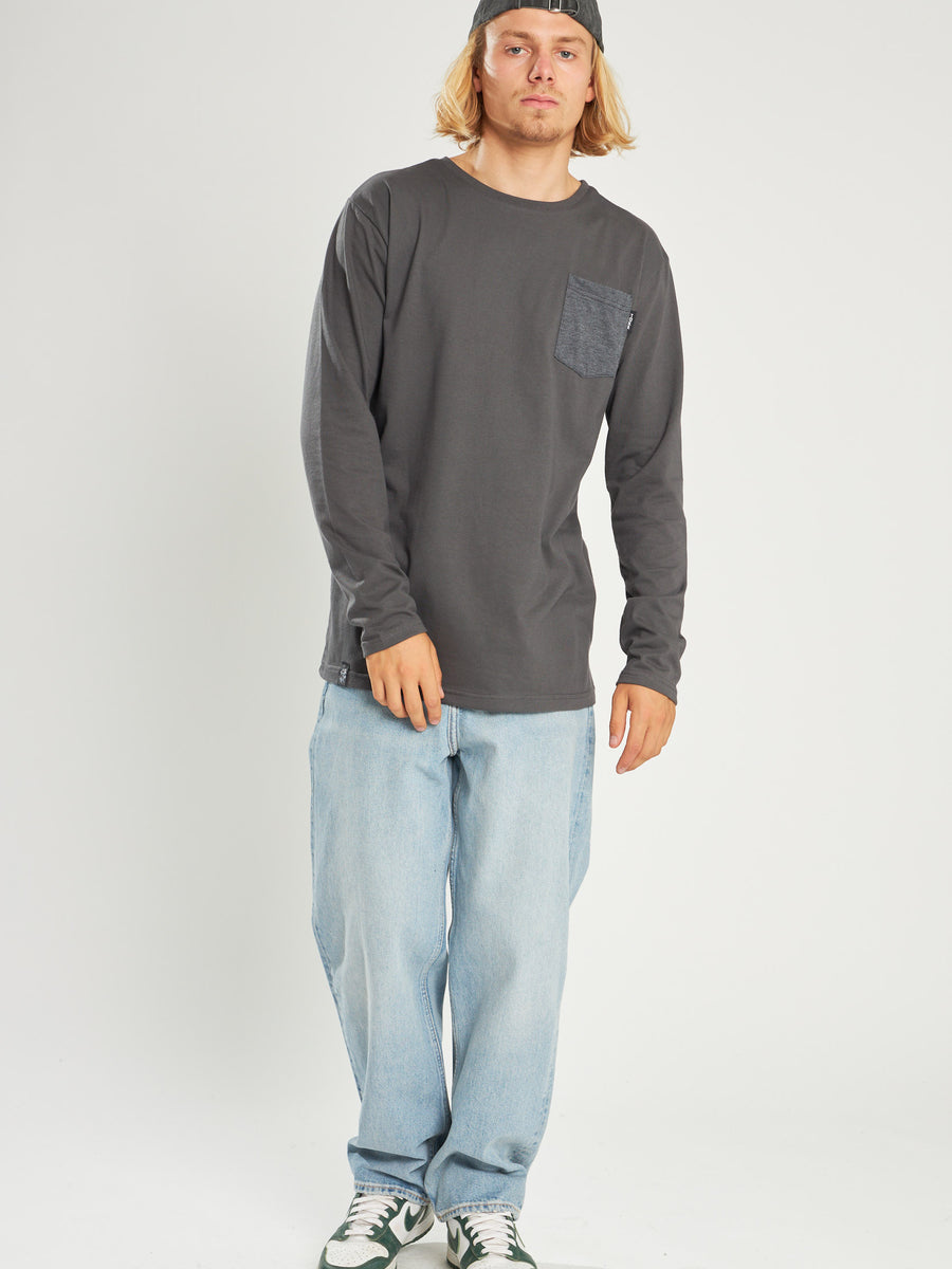 Polera Manga Larga Gris Oscuro Bolsillo