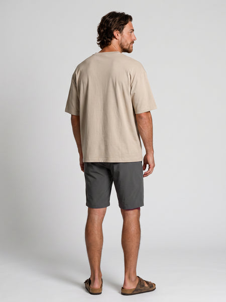 Short Gris Oscuro Híbrido Hombre