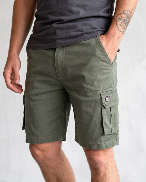 Short Cargo Verde Hombre