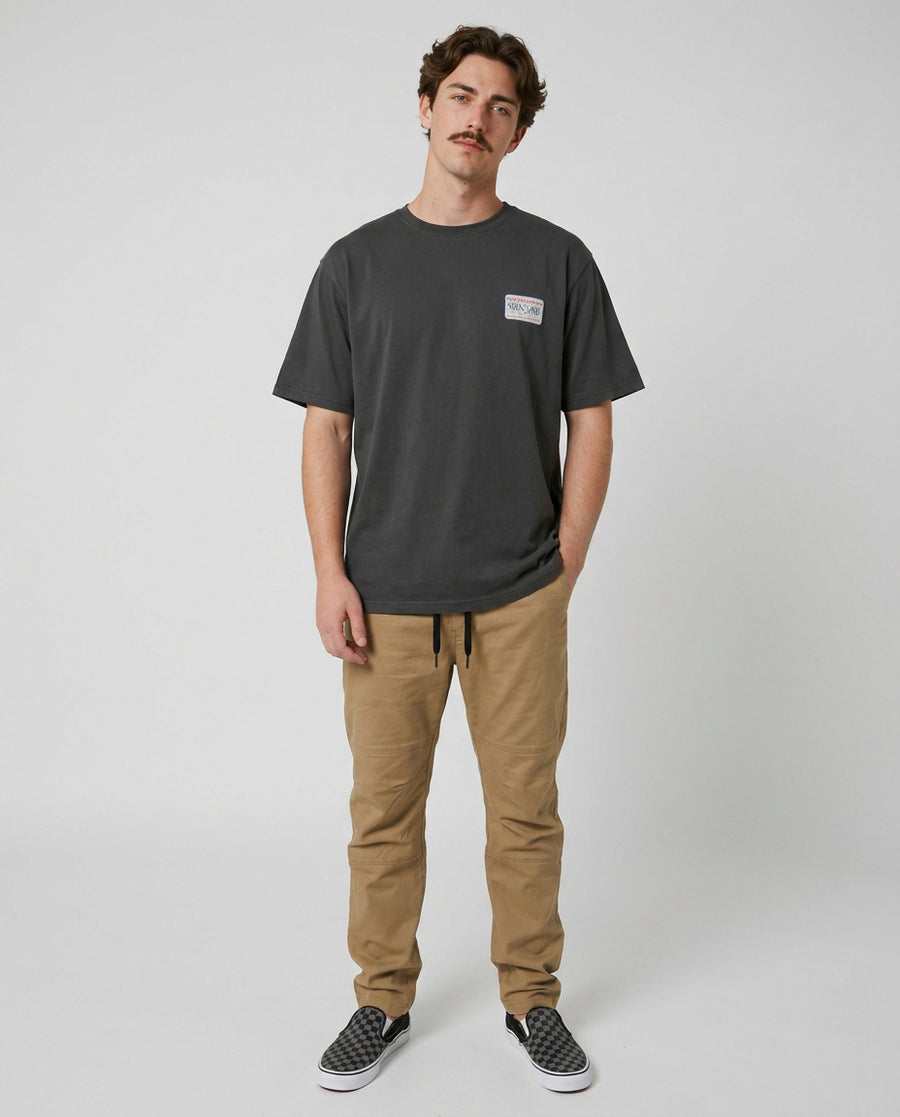 Polera Gris Oscuro Hombre Emig