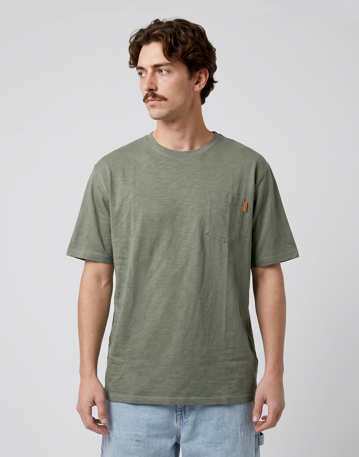 Polera Hombre Verde Bolsillo