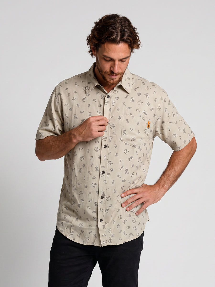 Camisa Hombre Estampada Beige Indian Toke