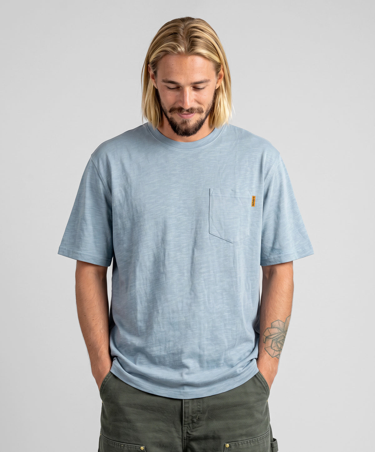 Polera Hombre Celeste Bolsillo