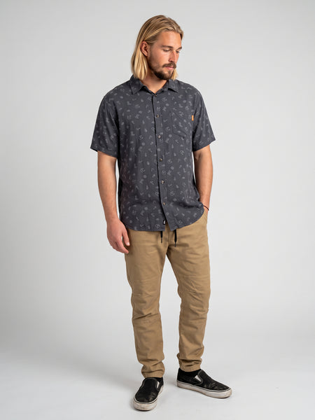 Camisa Hombre Estampada Negra Indian Toke