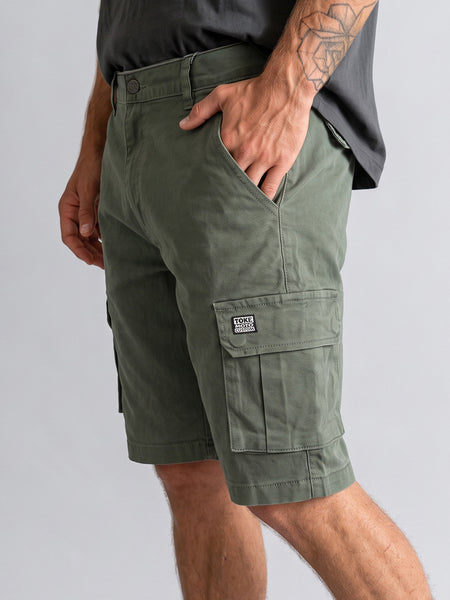 Short Cargo Verde Hombre