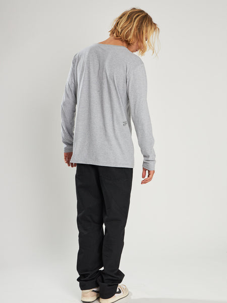 Polera Gris Claro Manga Larga Quilla