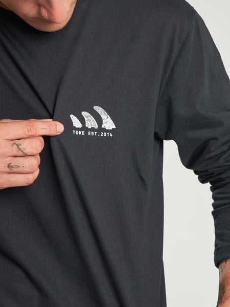 Polera Negra Manga Larga Quilla